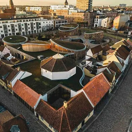 Villaodense - A Luxurious In The Heart Of Villa *